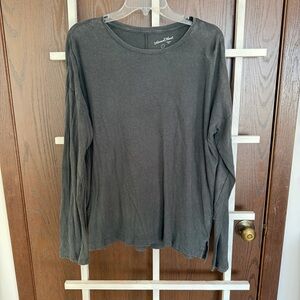Universal Thread black gray long sleeve shirt size large